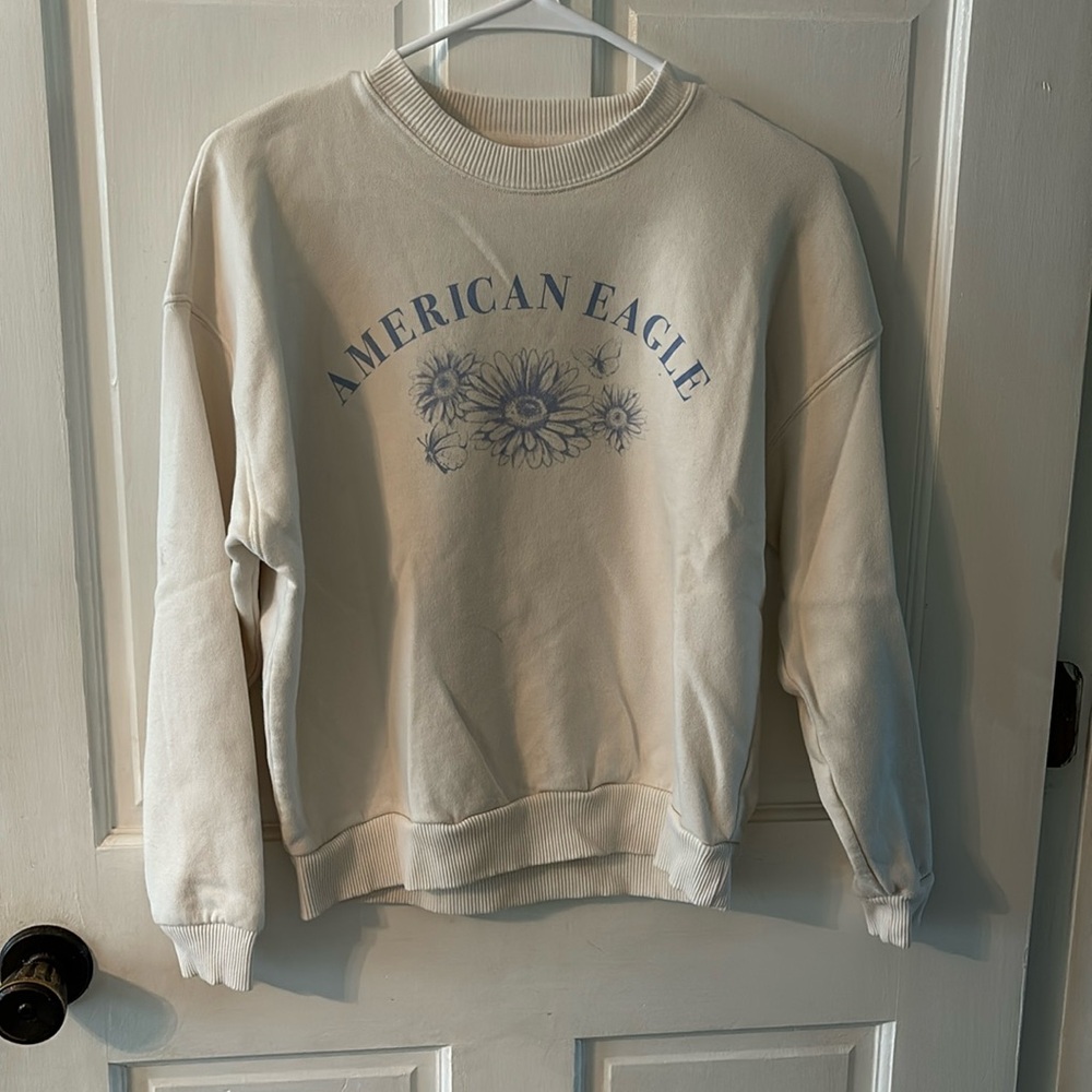 BUNDLE OF AMERICAN EAGLE & AERIE CREWNECKS